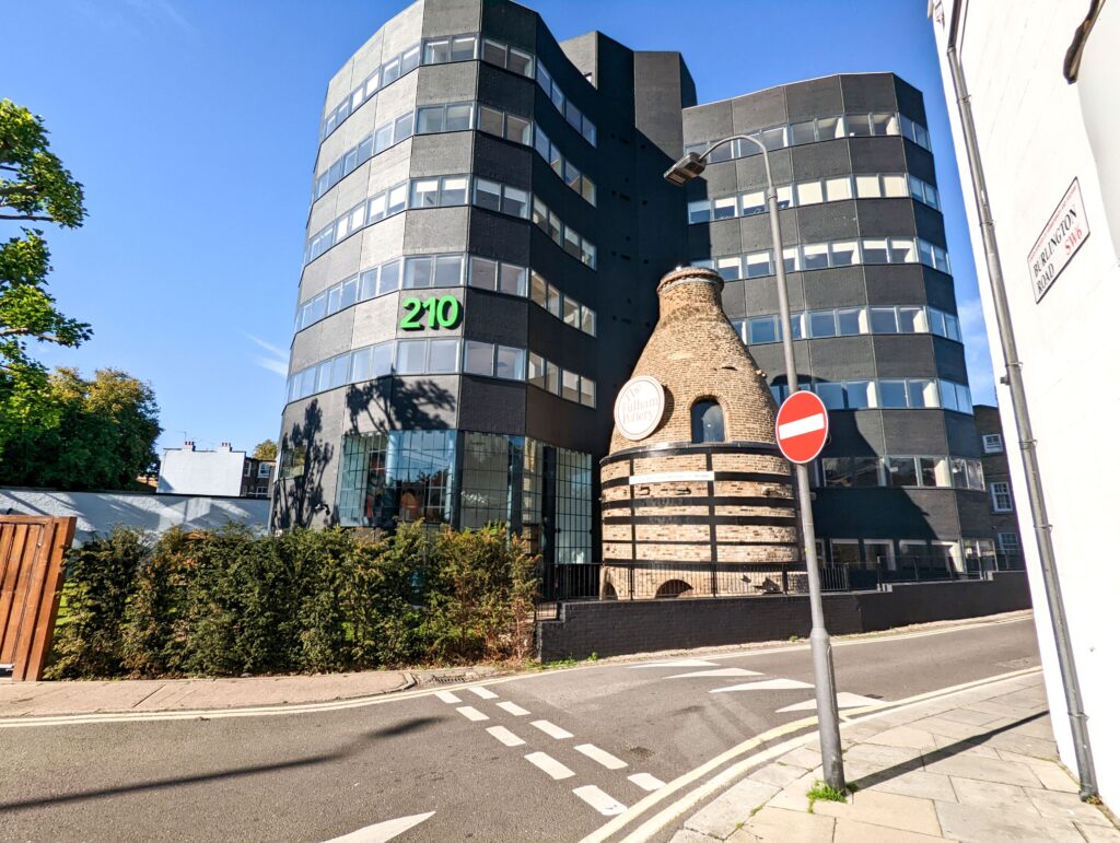 Pavilion 210 New Kings Road, London