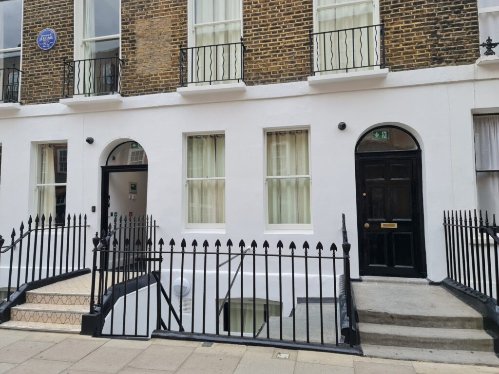 Oxford House Hotel, Tavistock Place