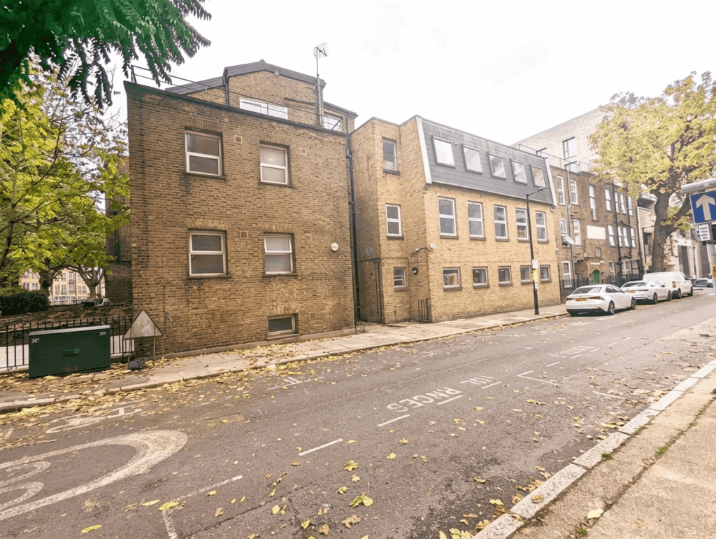 Crimscott Street, London